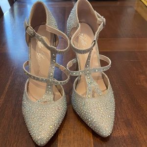 Gorgeous sparkly shoes